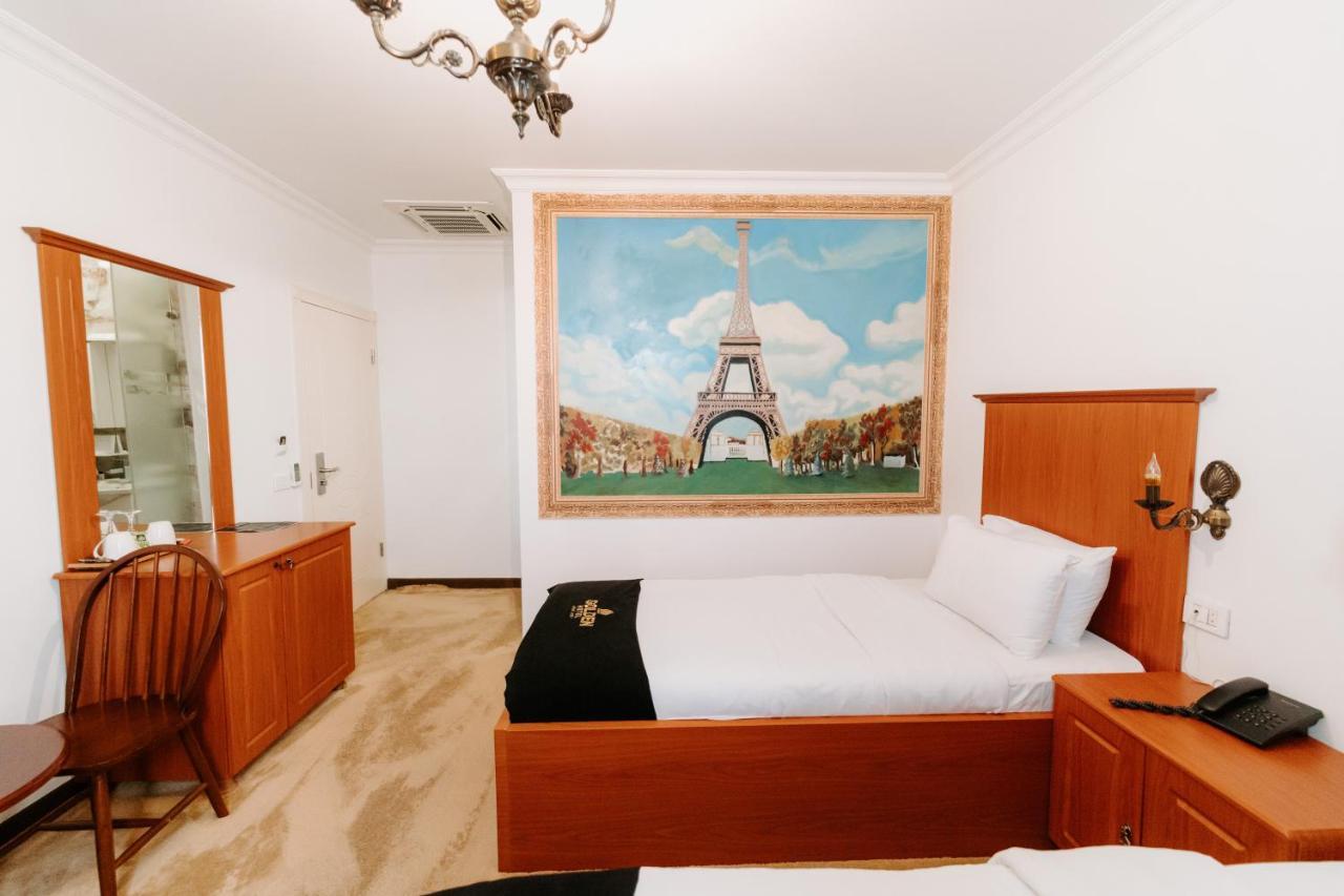 Golden Hotel Prisztina Zewnętrze zdjęcie